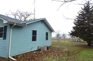 211 Oak St, Big Rock, IL 60511 - Photo 19