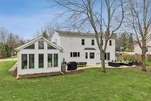 334 E Winchester Rd, Libertyville, IL 60048 - Photo 29