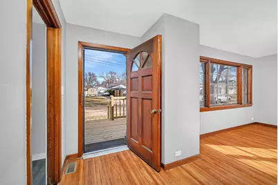 537 Saint George Street, Ottawa, IL 61350 - Photo 5