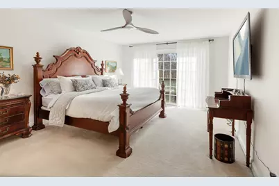 925 Wedgewood Drive, Crystal Lake, IL 60014 - Photo 13