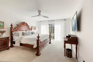 925 Wedgewood Dr, Crystal Lake, IL 60014 - Photo 13