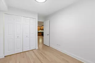 2131 N Larrabee St, Chicago, IL 60614 - Photo 15