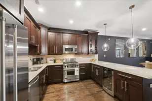 1419 W Belmont Ave, Chicago, IL 60657 - Photo 9