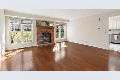 147 Stirling Lane, Schaumburg, IL 60194 - Photo 7