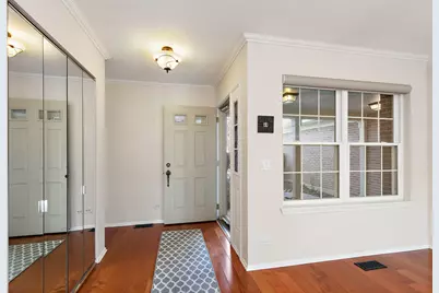 147 Stirling Lane, Schaumburg, IL 60194 - Photo 3