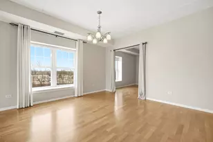 410 W Mahogany Ct, Palatine, IL 60067 - Photo 9