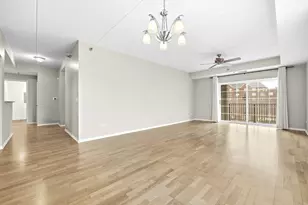 410 W Mahogany Ct, Palatine, IL 60067 - Photo 7