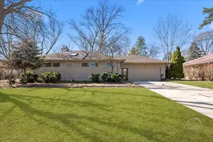 337 Republic Rd, Batavia, IL 60510 - Photo 1