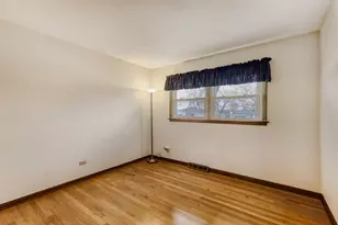 602 E Weathersfield Way, Schaumburg, IL 60193 - Photo 17