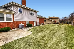 602 E Weathersfield Way, Schaumburg, IL 60193 - Photo 25