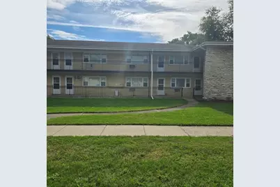 1817 W Touhy Avenue #2D, Park Ridge, IL 60068 - Photo 1