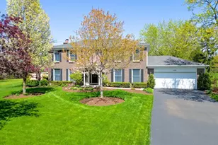 1430 Allyson Ct, Libertyville, IL 60048 - Photo 1