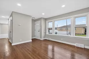 6025 W 55th St, Chicago, IL 60638 - Photo 5