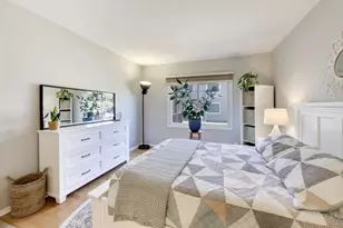 181 W Fabish Dr, Buffalo Grove, IL 60089 - Photo 15