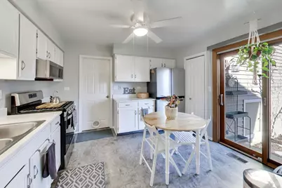 181 W Fabish Drive, Buffalo Grove, IL 60089 - Photo 5