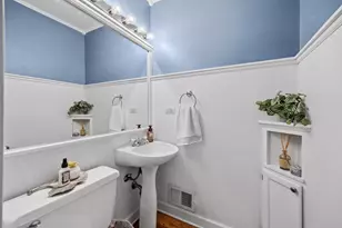 16352 Oxford Dr, Tinley Park, IL 60477 - Photo 9