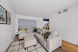 16352 Oxford Dr, Tinley Park, IL 60477 - Photo 3