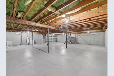 215 N State Street, Genoa, IL 60135 - Photo 33