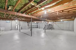 215 N State St, Genoa, IL 60135 - Photo 33