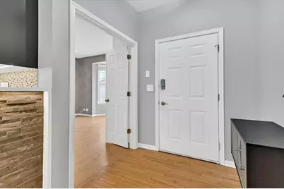 16516 W Apache Drive, Lockport, IL 60441 - Photo 3