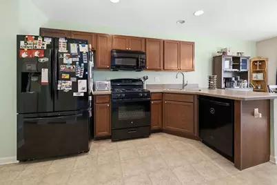 748 Florence Street, Hampshire, IL 60140 - Photo 7