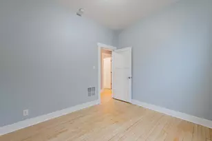 2252 W Leland Ave, Chicago, IL 60625 - Photo 11