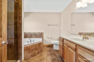 6105 Red Gate Ln, Yorkville, IL 60560 - Photo 17