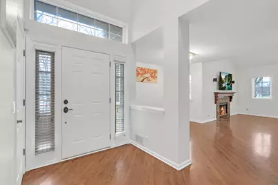 141 Manchester Court, Buffalo Grove, IL 60089 - Photo 3