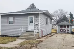 305 N Seminary Ave, Mount Morris, IL 61054 - Photo 1