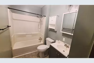 305 N Seminary Avenue, Mount Morris, IL 61054 - Photo 9