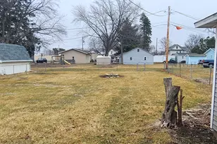 305 N Seminary Ave, Mount Morris, IL 61054 - Photo 15