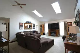 2861 College Street Rd, Salem, IL 62881 - Photo 9