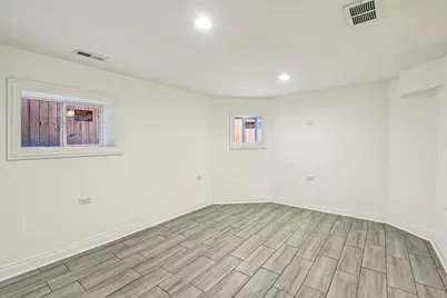 1622 S Central Park Avenue, Chicago, IL 60623 - Photo 45