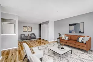 147 W Elk Trail, Carol Stream, IL 60188 - Photo 3