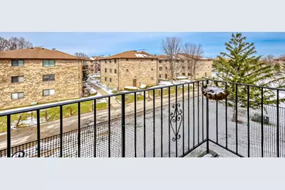 147 W Elk Trail #345, Carol Stream, IL 60188 - Photo 9