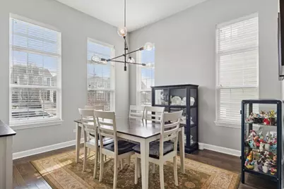 24 N Lincoln Lane, Arlington Heights, IL 60004 - Photo 3