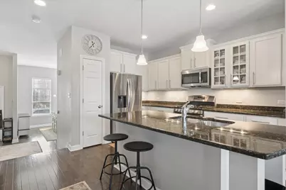 24 N Lincoln Lane, Arlington Heights, IL 60004 - Photo 5