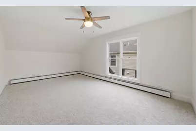 237 W Austin Avenue, Libertyville, IL 60048 - Photo 9