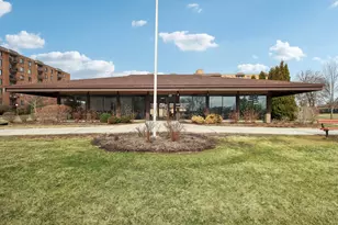 1727 W Crystal Ln, Mount Prospect, IL 60056 - Photo 5