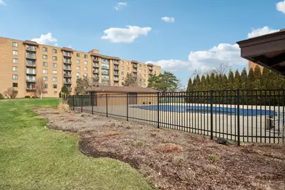 1727 W Crystal Lane #311, Mount Prospect, IL 60056 - Photo 33