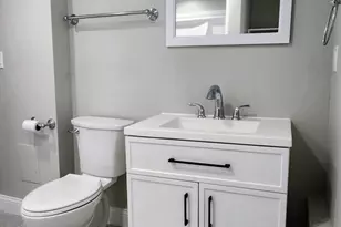 3816 W Montrose Ave, Chicago, IL 60618 - Photo 17