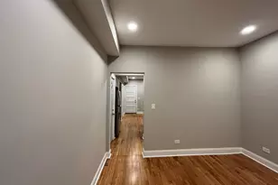 3816 W Montrose Ave, Chicago, IL 60618 - Photo 33