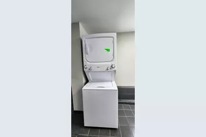 3816 W Montrose Avenue, Chicago, IL 60618 - Photo 17