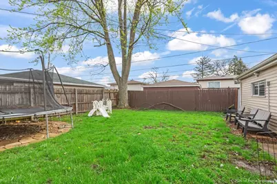 16419 Terry Lane, Oak Forest, IL 60452 - Photo 23