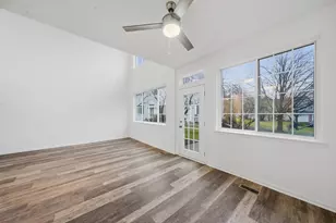 3027 Anton Dr, Aurora, IL 60504 - Photo 5