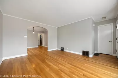 7162 N Moody Avenue, Chicago, IL 60646 - Photo 3