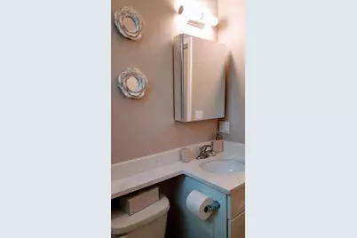 1409 W Diversey Parkway #102, Chicago, IL 60614 - Photo 11