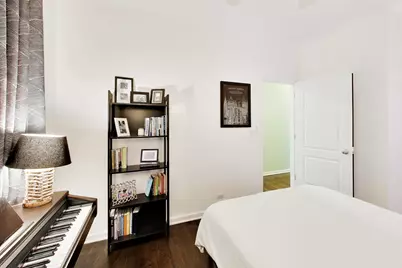 1927 W Belmont Avenue #4, Chicago, IL 60657 - Photo 21