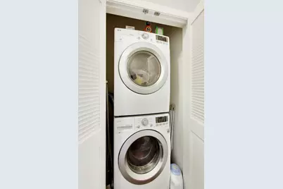 1927 W Belmont Avenue #4, Chicago, IL 60657 - Photo 23