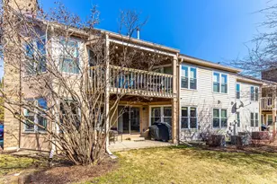 80 Willow Pkwy, Buffalo Grove, IL 60089 - Photo 23